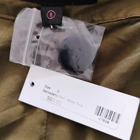 Trashy Diva Circle Skirt in Meme Time, Size 8 NWT- New - Picture 2 of 3